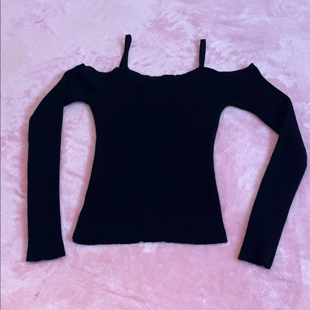 🖤 American Eagle Black Off-Shoulder Top Size M - Picture 2 of 5